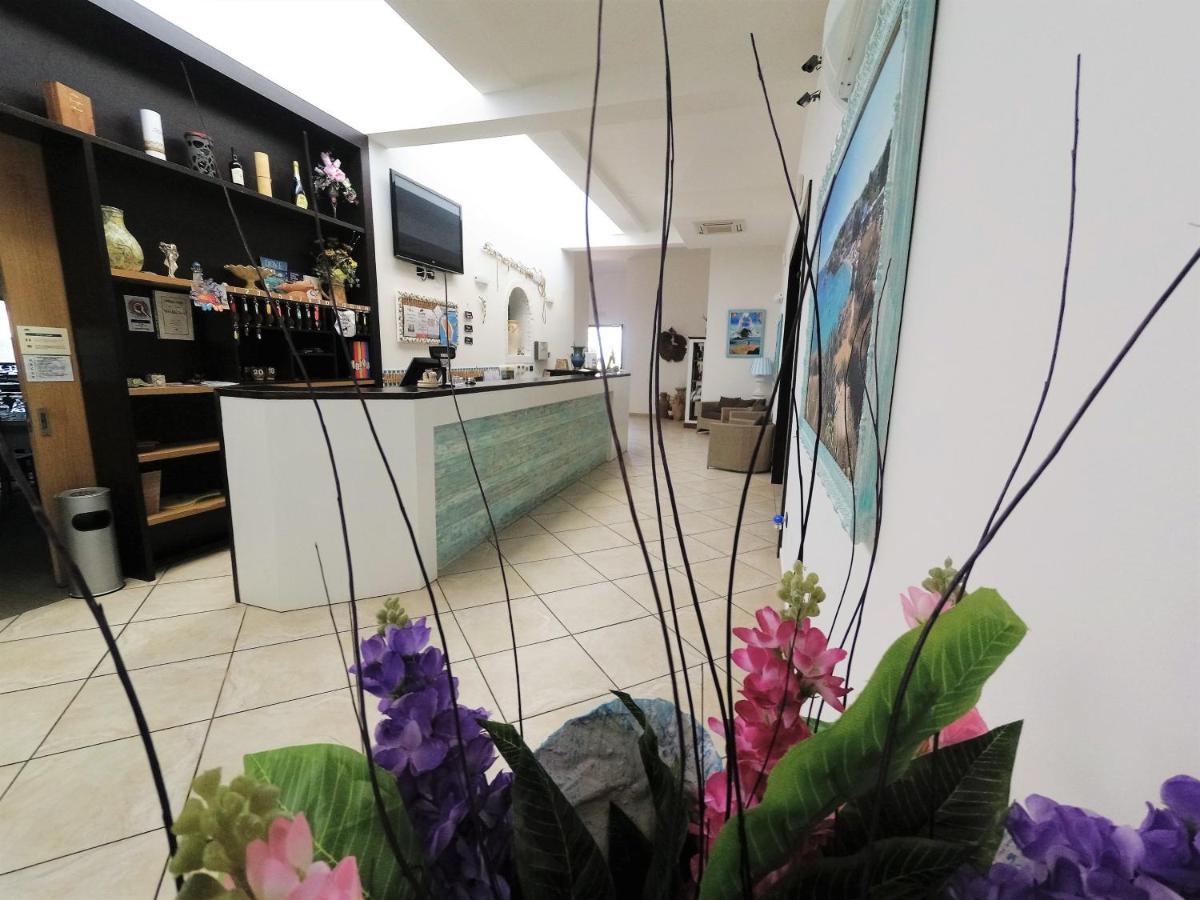 Hotel Alba Chiara Sant'Andrea Salento Экстерьер фото
