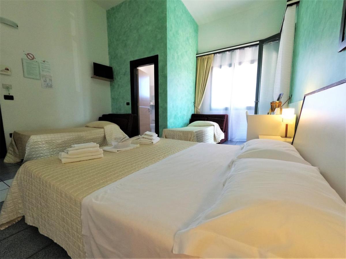 Hotel Alba Chiara Sant'Andrea Salento Экстерьер фото